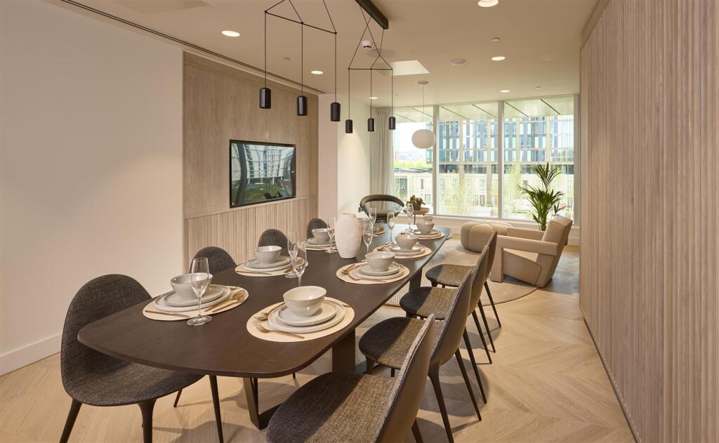 3 bedroom apartment for sale in Three60, Silvercroft Street, Manchester, M15